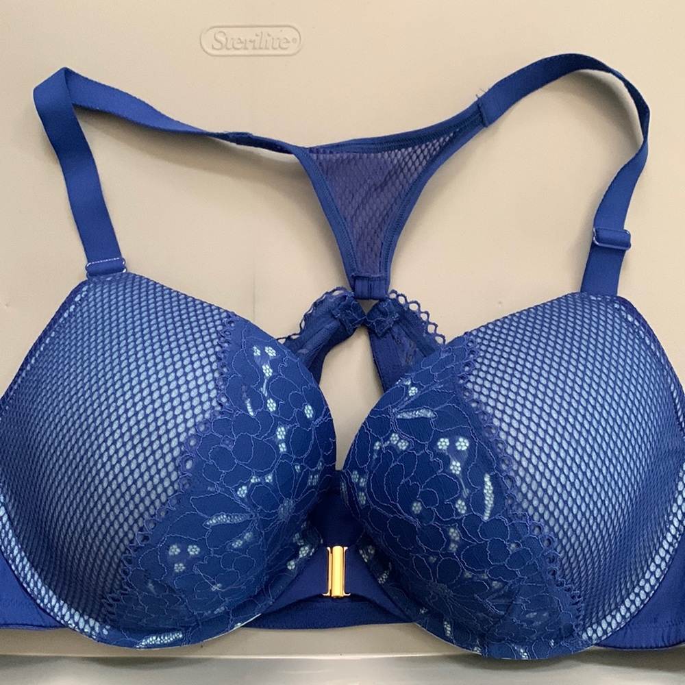 Cacique 42C clasp in front racerback push up bra